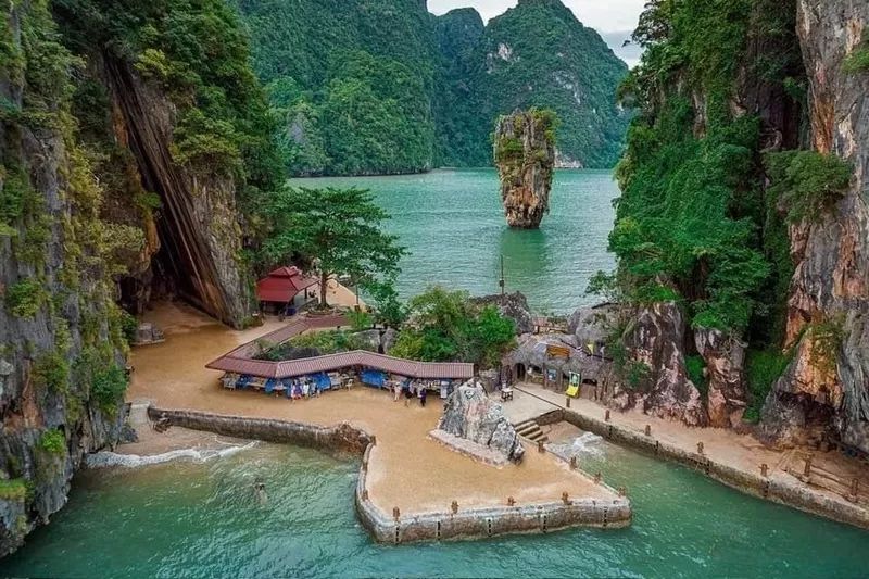 PHANG NGA BAY + JAMESBOND ISLAND BY SPEEDBOAT
