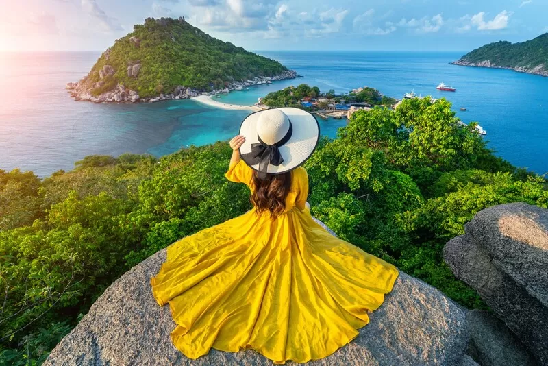 SIMILAN ISLAND FULL DAY TOUR BY SPEED CATAMARAN 